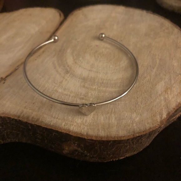 Handmade Brand New Heart Silver Bracelet. - Picture 2 of 4